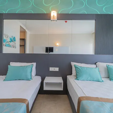 Szálloda Club Sun Paradise 4*