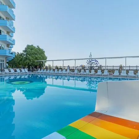 Hotell Club Sun Paradise 4*