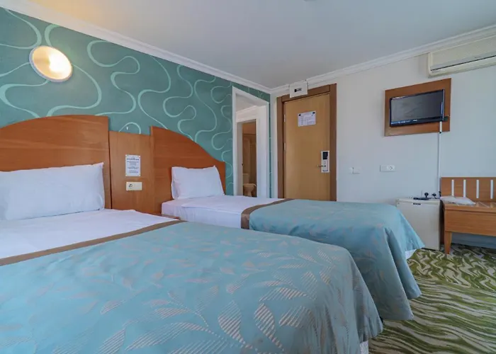 Club Sun Paradise Hotell 4*